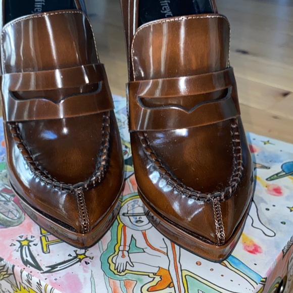 Jeffrey Campbell Brown Heels - Picture 5 of 7